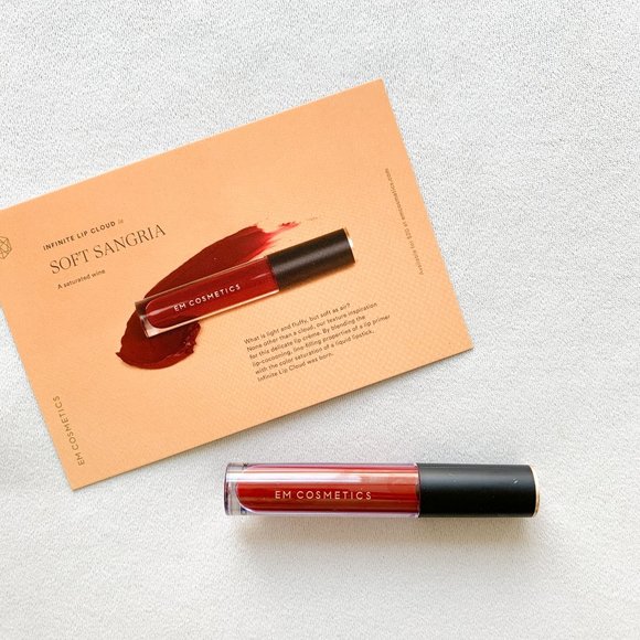 EM Cosmetics Infinite Lip Cloud Liquid Lipstick - Picture 1 of 4